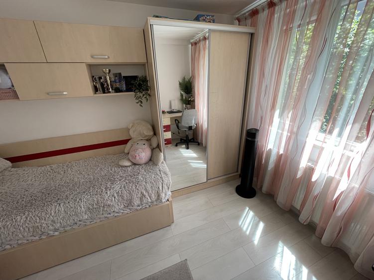 Apartament 4 Camere Râul Doamnei | Renovat Nou | Bloc Reabilitat