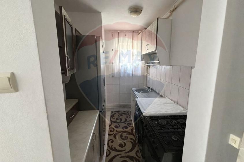 Apartament cu 2 camere de vânzare – Zona Cetate