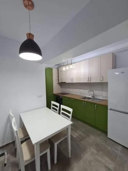 Penthouse-apartament cu 2 camere+terasa+parcare+boxa in Tatarasi-Doi Baieti,bloc