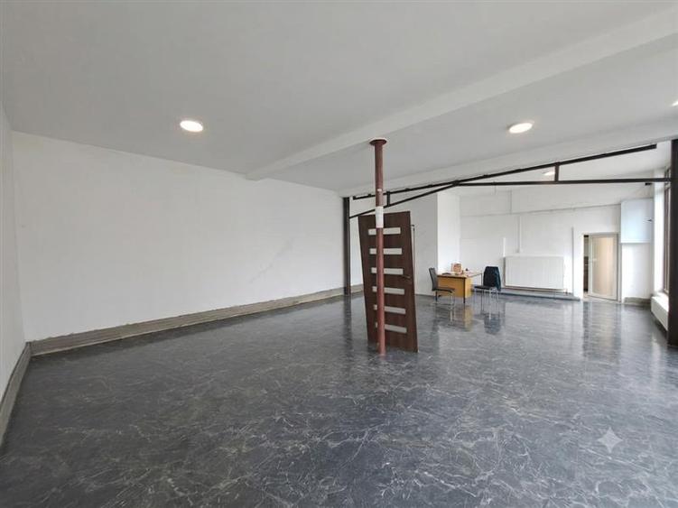 Spatiu comercial, 70 mp utili, situat in cartierul Dambul Rotund!