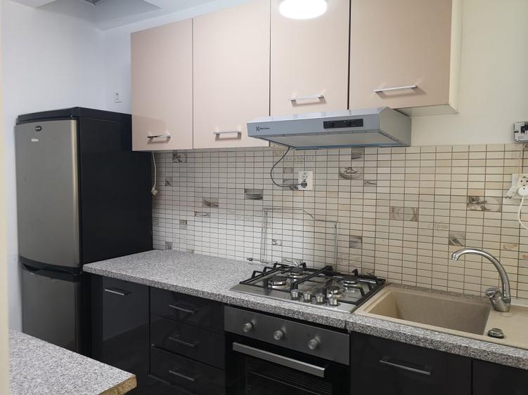 Polona-A Vlaicu, pe str. Paul Greceanu, langa Metrou A Vlaicu,