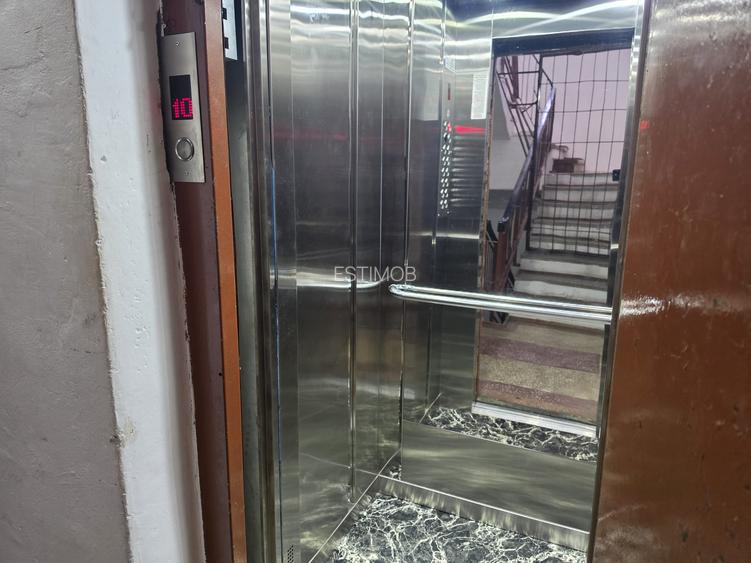 Vanzare Apartament 2 camere zona Grivitei ,Str.Mircea cel Batran - 38