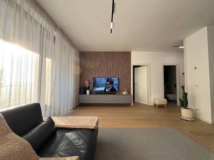 Apartament deosebit de vanzare complet utilat