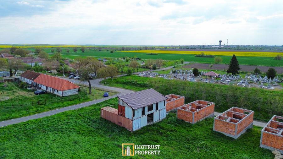 Casă modernă P+1 din containere – teren 575 mp – la 14km de Arad