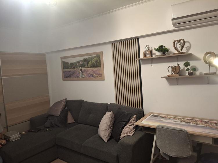 SPITALUL MARE GARSONIERA MOBILATA, UTILATA, CENTRALA GAZ, PRET 400 EUR