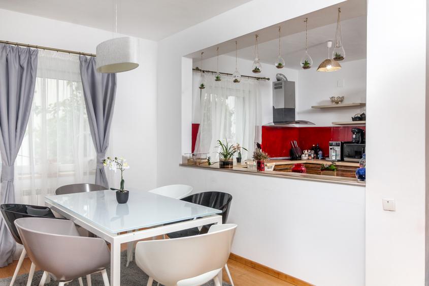 Casa finisata tip duplex, GARAJ, 3 dormitoare, 2 bai, str. Campului