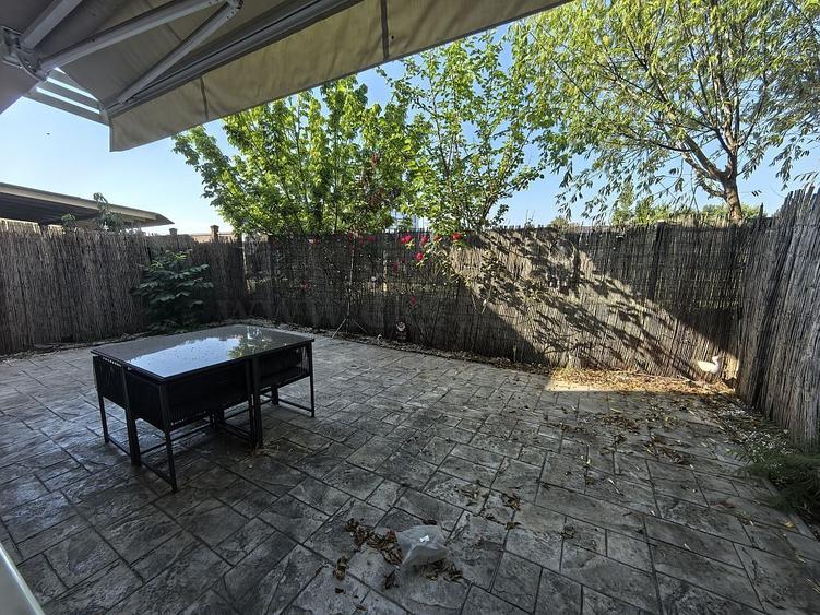 Vila de Lux cu acces la piscina