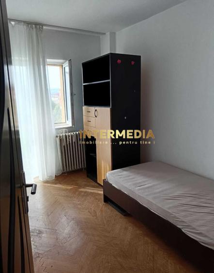 APARTAMENT 3 CAMERE DECOMANDAT I 2 BAI I 2 BALCOANE I 70 MP I CETATE I