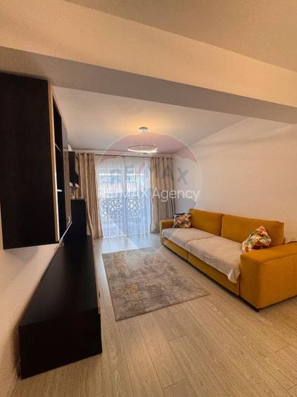 Apartament cu 2 camere de închiriat - 10