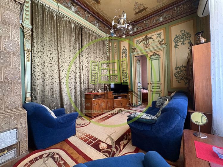 Apartament, 3 camere, 95 mp, decomandat, zona Centrala