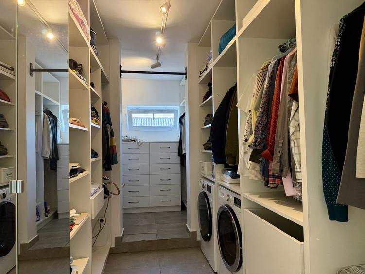 Penthouse în Grigorescu 125 mp utili, 214 mp terase, 2 parcări subterane