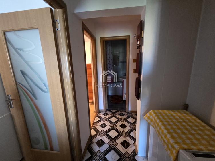 Apartament cu 3 camere, zona Bvd. Stafionului/BZ ~ etaj 3 din 4 ~ cu imbunatatir