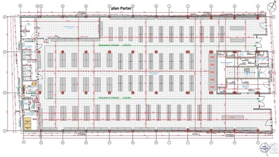 Spatiu comercial 850 mp , Vitrine, artera principala