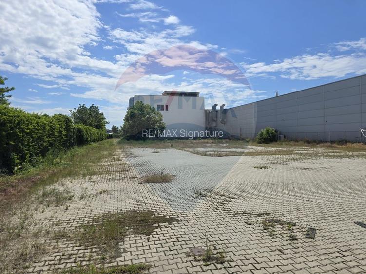 De Vânzare Clădire de Birouri 1.769 mp cu Teren 3.728 mp DN4 - 31
