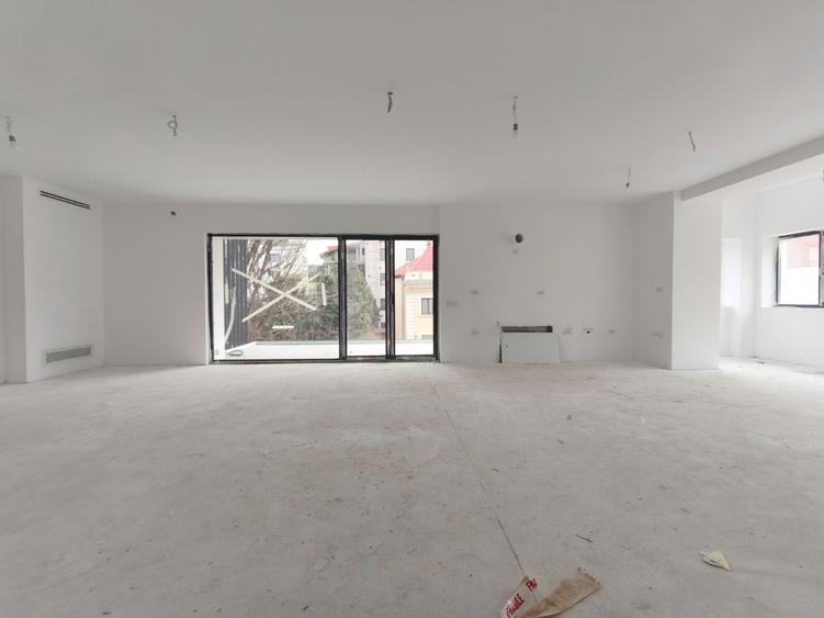 4 camere - 167 mp, NOU - Herastrau