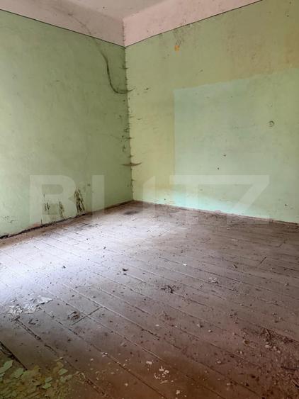 Clădire impunătoare ultracentral, 1067 mp utili, teren 611mp, zona ultracentral