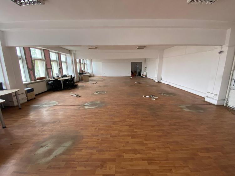 Spațiu birouri, 3500 mp, zona Lapus