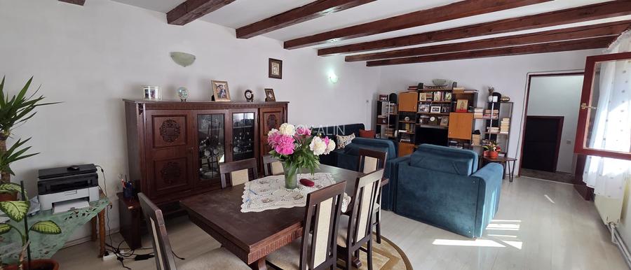 Casa in Bod zona centrala,  P+M, 8 camere, teren 1111 mp, fantana proprie. - 15