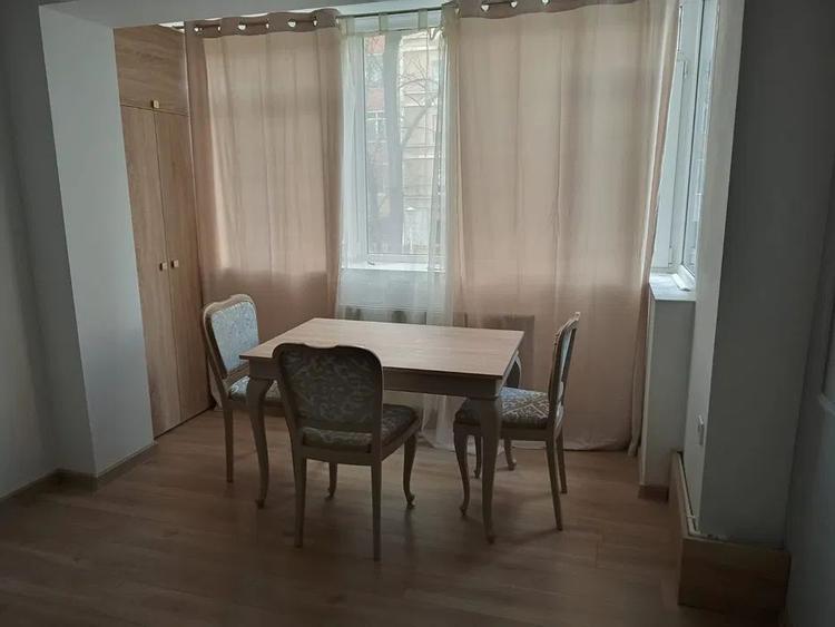 Vanzare apartament 3 camere, zona Mazepa 1, 95.000 EURO, etaj 1