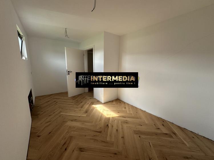 Casa Noua P+1 550 mp teren 3 bai 4 dormitoare Garaj Finisata intern mobila buc - 14