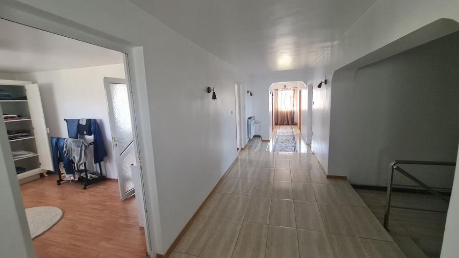 Casa Valu lui Traian partea dreapta