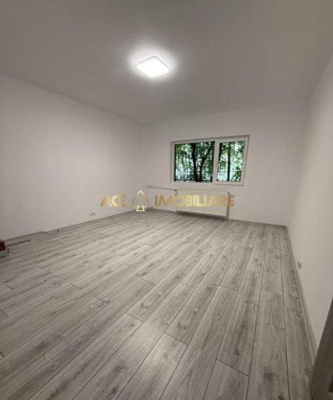 3 Camere de inchiriat | Lacul Tei | 2 Bai | Nemobilat | 80MP
