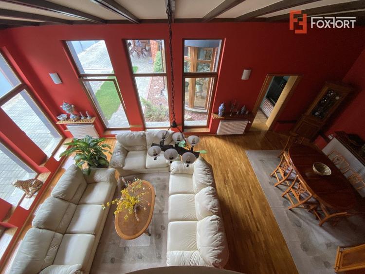 Vila cu 10 camere, de vanzare in Chisoda - ID V3322