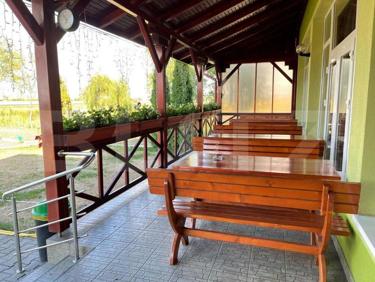 Afacere la cheie! Pensiune cu restaurant la DN7, 22 camere, teren 10000 mp!