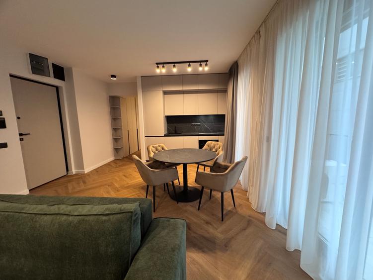 Apartament 2 camere Prima Închiriere Totul Nou Parcare Inclusă