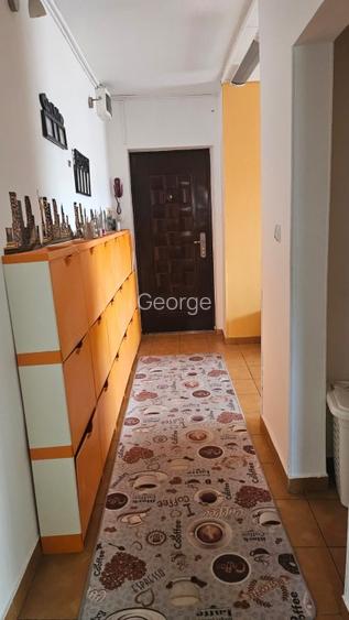 De vânzare, direct proprietar – Apartament 3 camere modern, complet renovat - 2