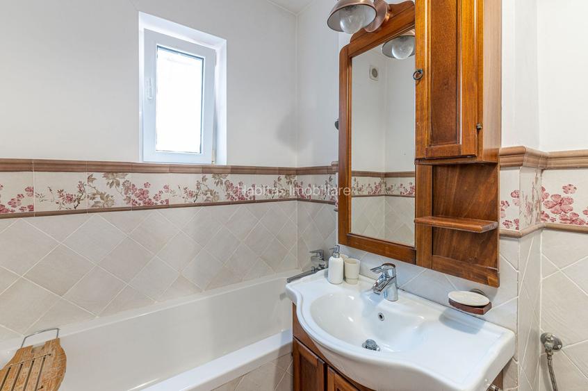 Vilă 4 familii | Apartament + mansardă | Curte 98 mp - 38