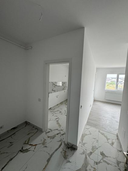 BLOC FINALIZAT-GARSONIERA DECOMANDATA-BALCON-COMISION 0% TVA INCLUS