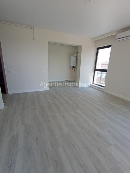 Exclusiv - Apartamente finalizate 2 camere și 3 camere -Loc parcare - 20