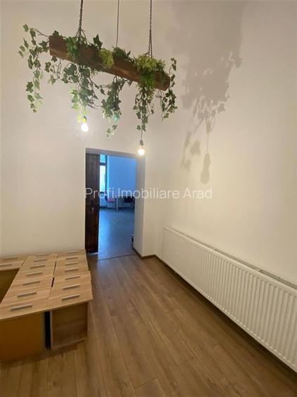Inchiriez Spatiu  Comercial cu intrare din Bulevard - 4