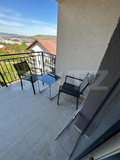 Apartament 3 camere, 56 mp, parcare, zona Vivo