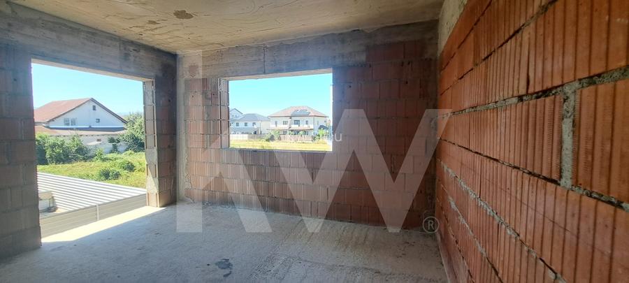 Duplex  de vanzare , curte  ,Selimbar - 11