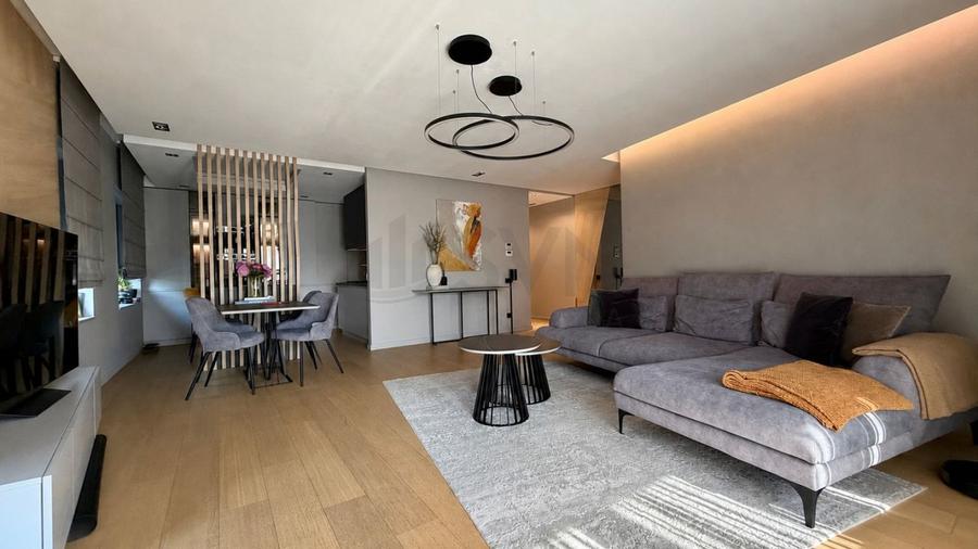 REA1029134 Apartament 4 camere I Erou Iancu Nicolae I 2 locuri de parcare I Boxa