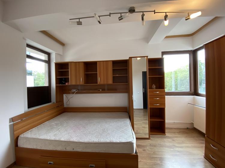 Apartament 3 camere, cartier Plopilor, zona Nobori, parcare