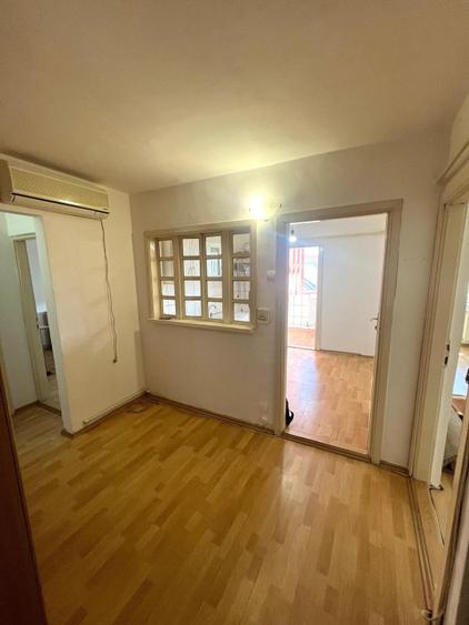 Apartament 2 camere spatios central, Bals