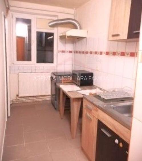 79.900 Euro neg, 3cam, dec. liber, et 1, utilat si mobilat str.Traian - 4
