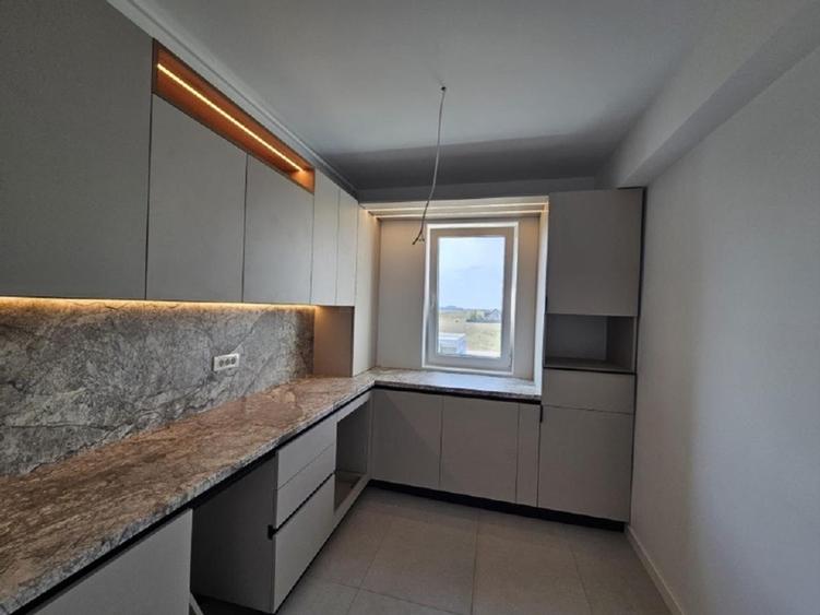 Apartament nou 2 camere, vedere sud, parcare inclusă | City Nord Tunari
