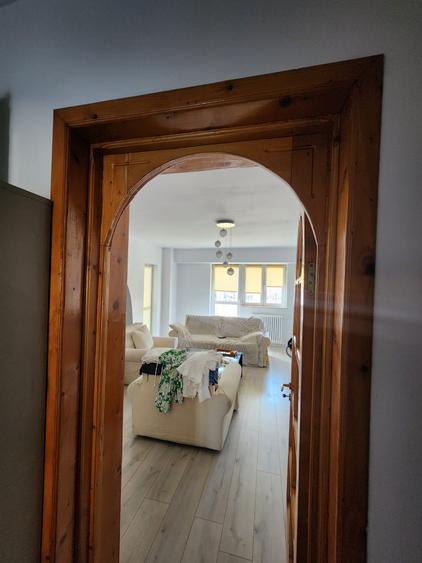 Apartament 3 camere decomandat Nerva Traian