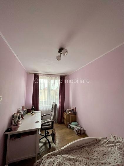 Apartament 3 camere | 61 mp + balcon 8 mp | Tractorul | Comision 0% - 6