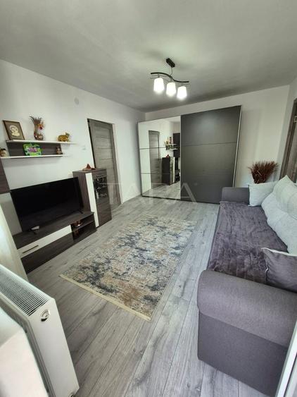 Apartament ultrafinisat cu 3 camere – Mănăștur, zona Flora.