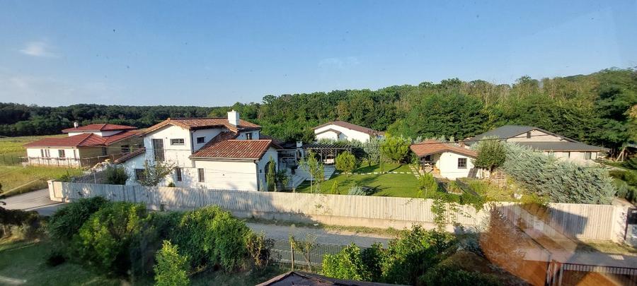 Proprietar, casa dom geodezic, langa padurea Snagov