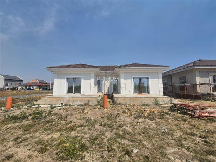 Duplex parter - 2 dormitoare - zona foarte buna