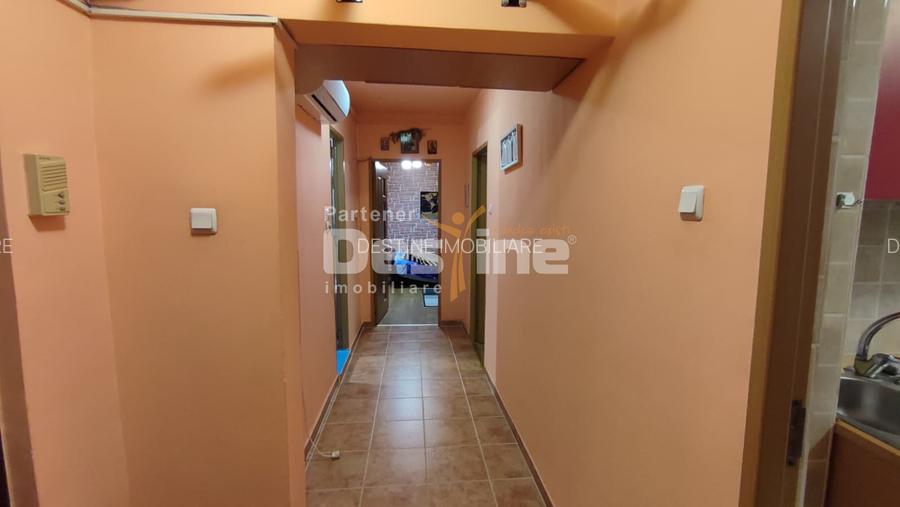 Bârnova | 2 camere | 55mp | et 10 | centrala proprie | anvelopat | 96.000 euro - 5