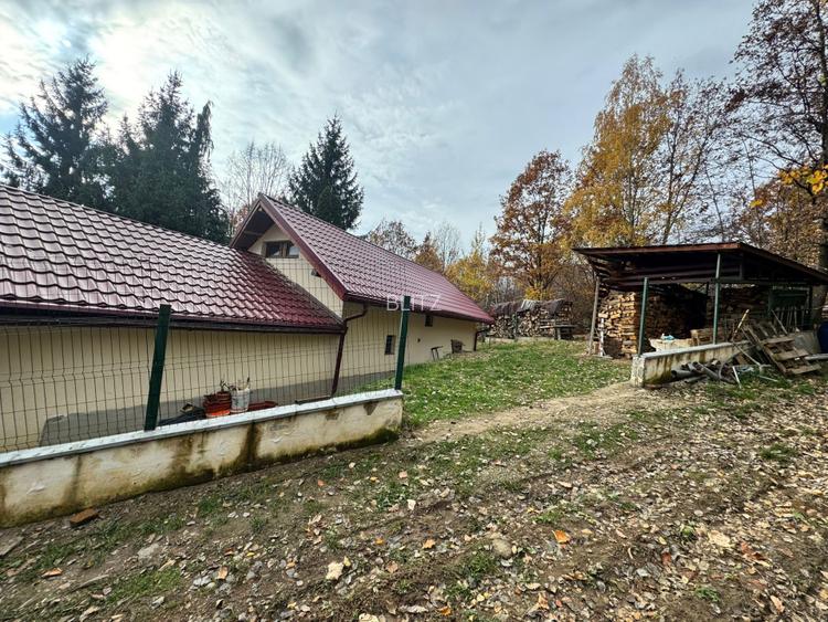 Casă modernă cu priveliște panoramică – ideală pentru investiție turistică - 17
