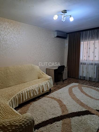 Apartament cu 3 camere, 2 BAI, DECOMANDAT, zona Mircea cel Batran - 5