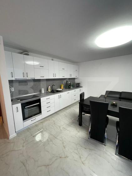 Apartament 3 camere, 89 mp, zona Piata Centrala